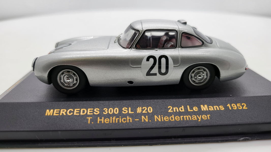IXO Mercedes-Benz 300 SL #20 Vleugeldeur Le Mans 1952 - Schaal 1:43