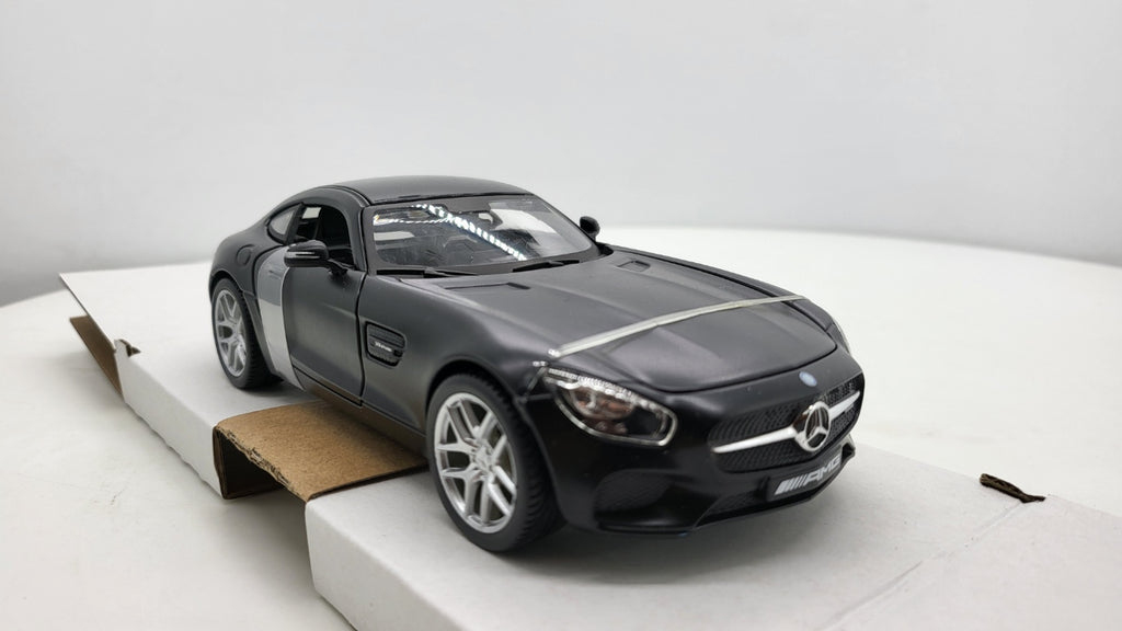 Maisto Mercedes-Benz AMG GT Mat Zwart - Schaal 1:24
