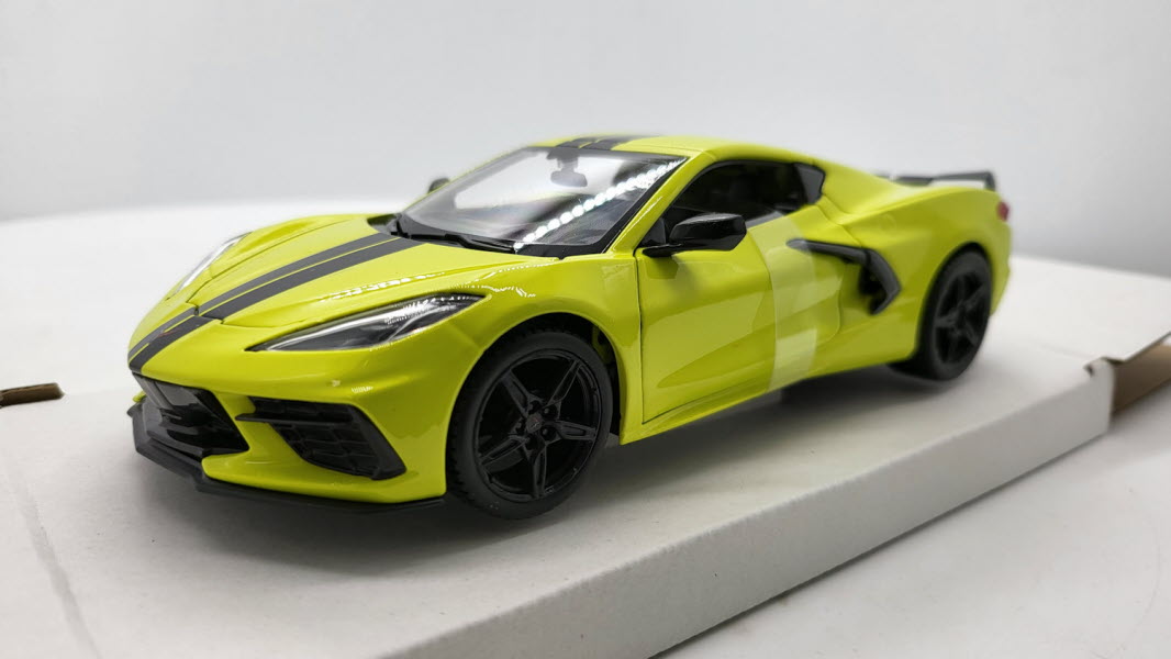 Maisto Chevrolet Corvette Stingray Coupe Z51 Geel 2020 - Schaal 1:24