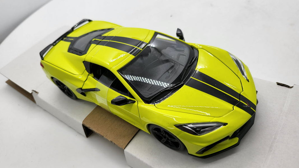 Maisto Chevrolet Corvette Stingray Coupe Z51 Geel 2020 - Schaal 1:24