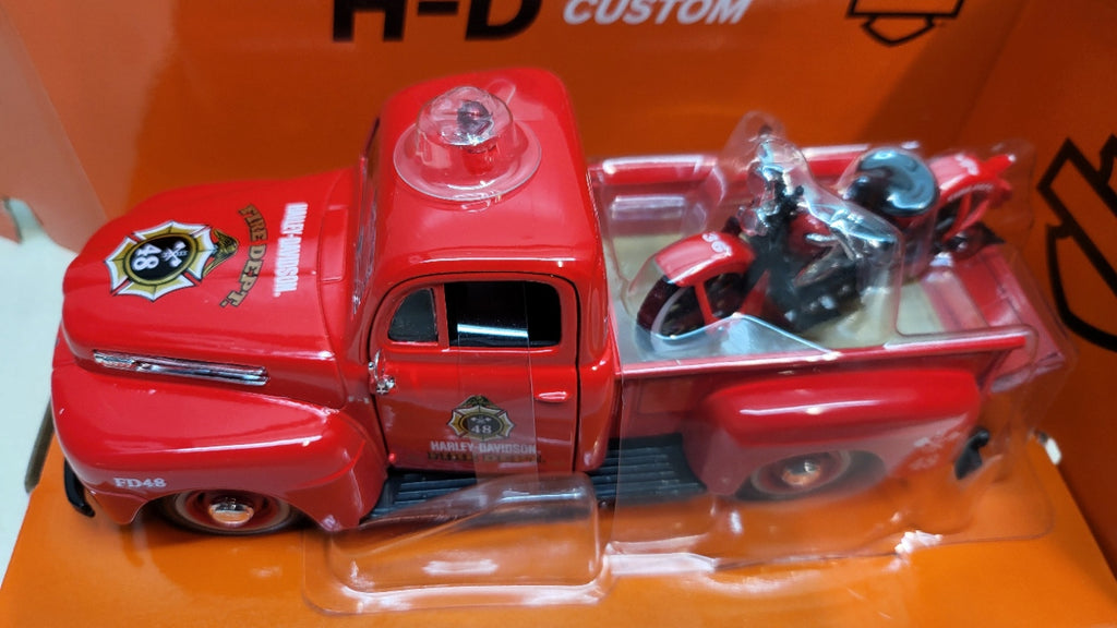 Maisto Ford F-1 Pick Up Rood 1948 met Harley-Davidson - Schaal 1:24