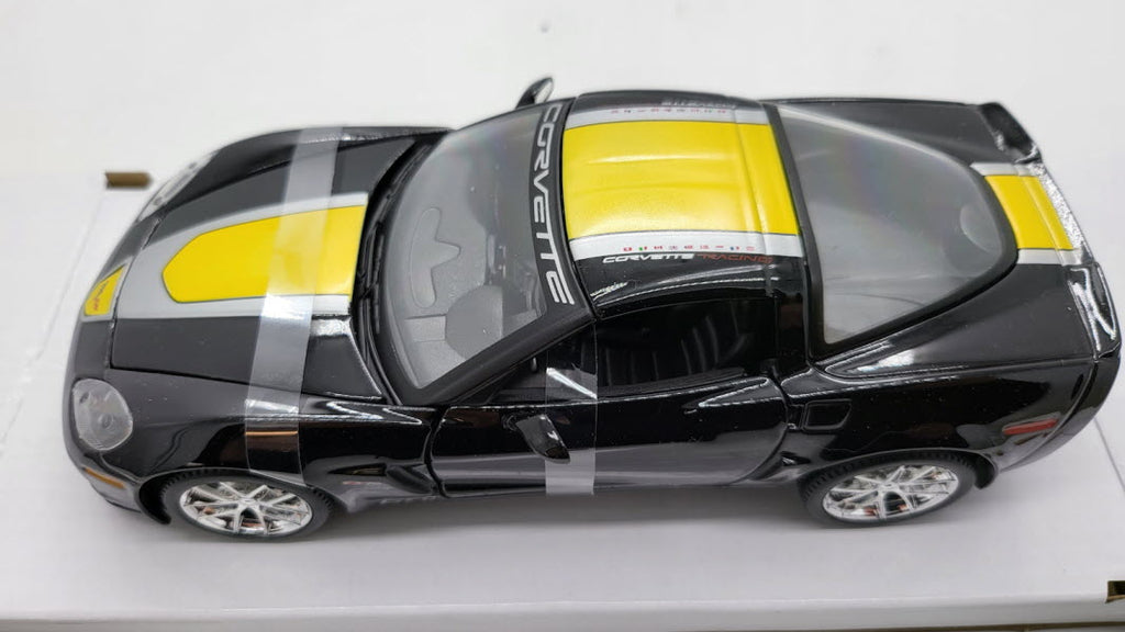 Maisto Chevrolet Corvette Z06 GT1 Commemorative Edition Zwart/Geel 2009 - Schaal 1:24