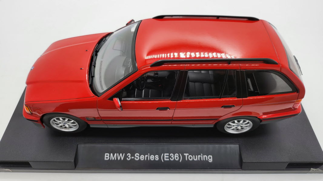 BMW 3-serie E36 Touring 1996 rood – MCG 1:18