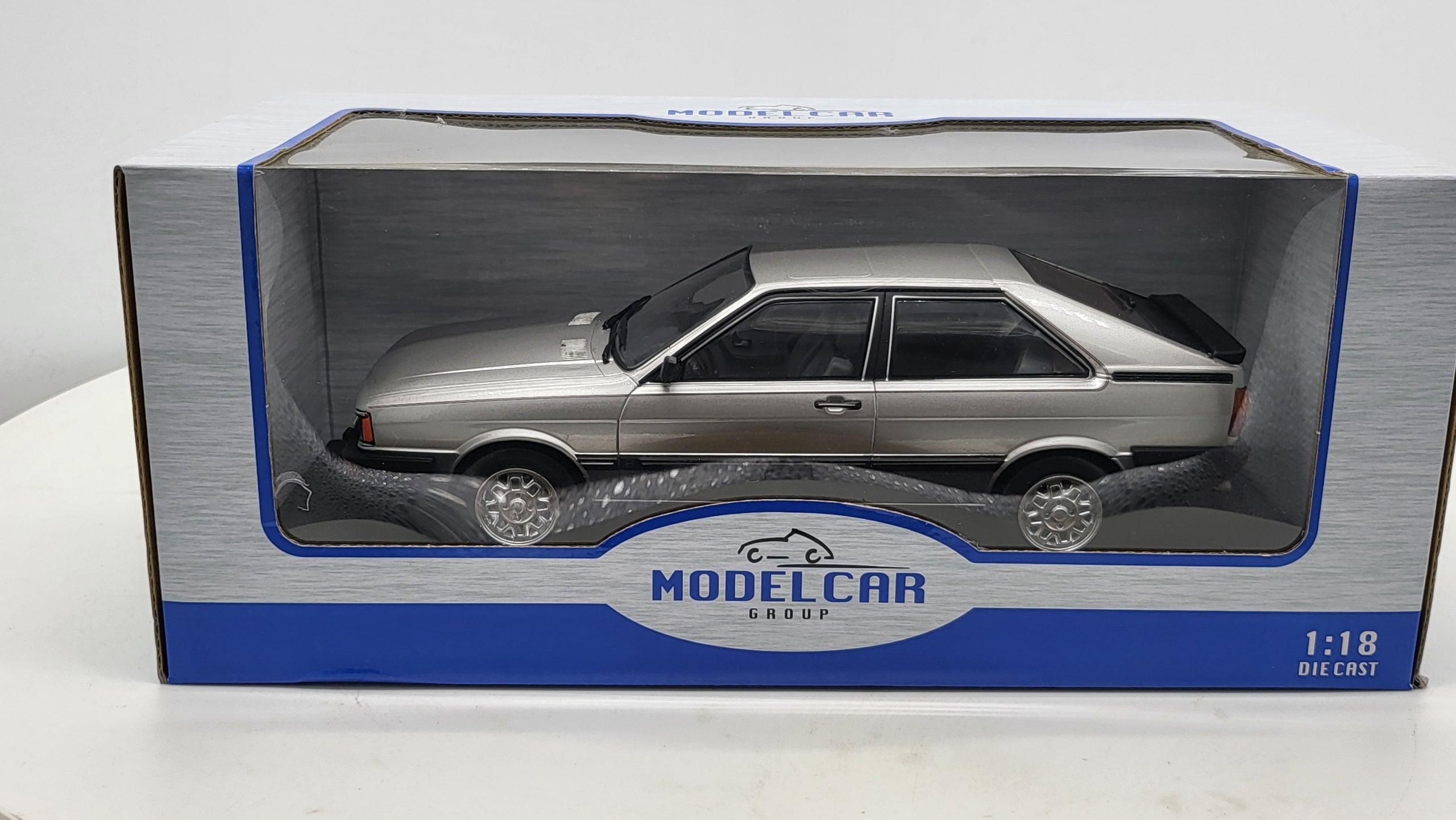 Audi Coupe GT Grijs 1983 MCG 1:18