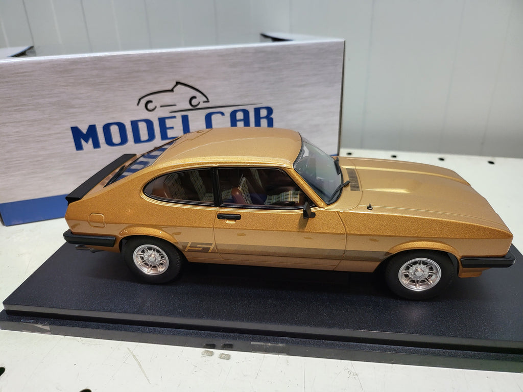 MCG: Ford Capri III Goud (1978) - Schaal 1:18