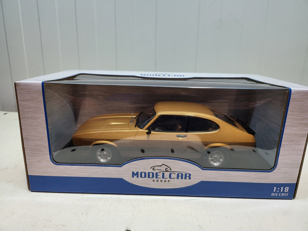 MCG: Ford Capri III Goud (1978) - Schaal 1:18