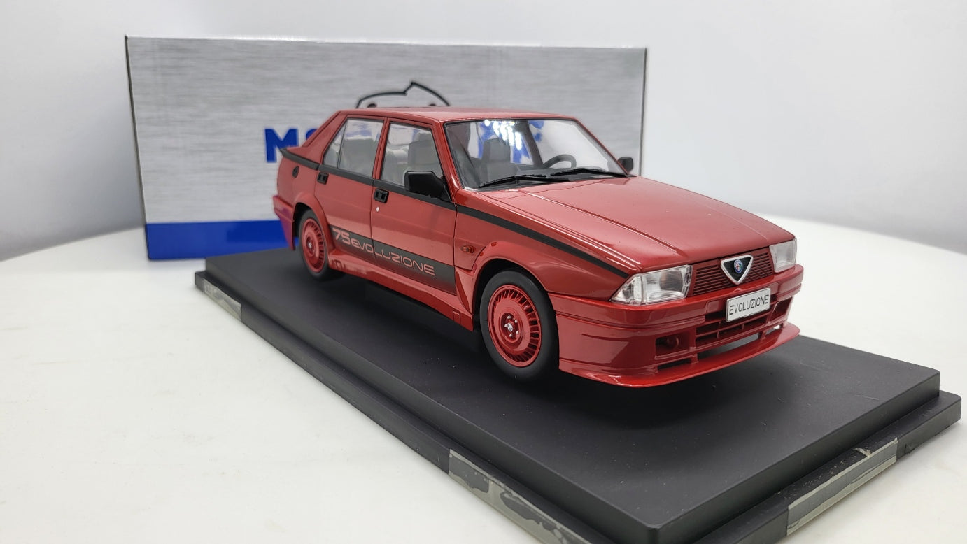 Alfa Romeo 75 Turbo Evoluzione Rood 1987 MCG 1:18