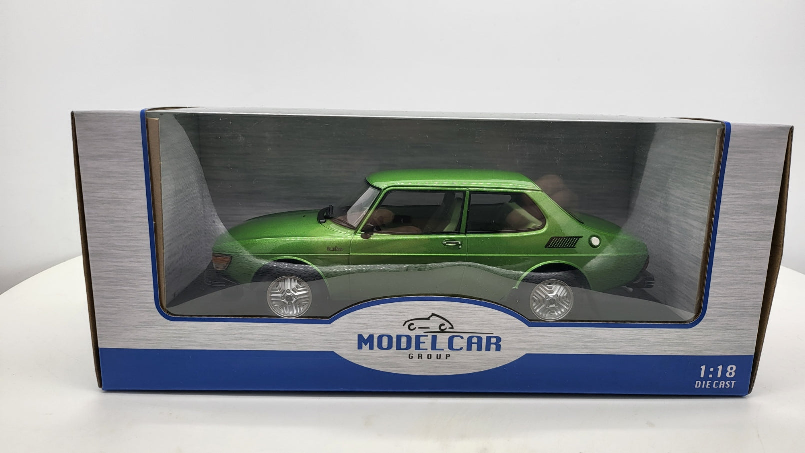 MCG: Saab 99 Turbo Groen (1977) - Schaal 1:18