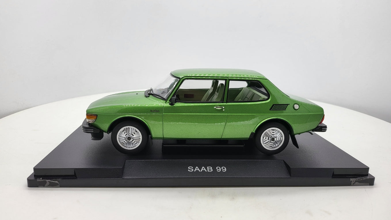 MCG: Saab 99 Turbo Groen (1977) - Schaal 1:18