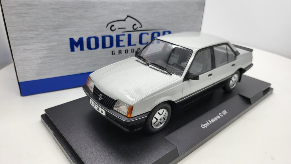 MCG: Opel Ascona C SR Zilver (1981) - Schaal 1:18