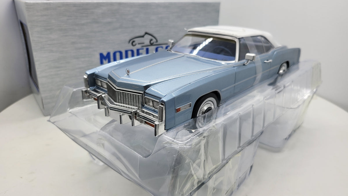 MCG - Cadillac Eldorado Convertible - Lichtblauw - 1976 - 1:18