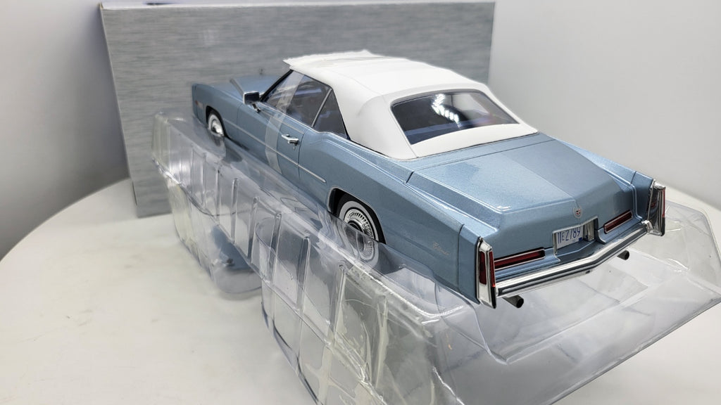 MCG - Cadillac Eldorado Convertible - Lichtblauw - 1976 - 1:18