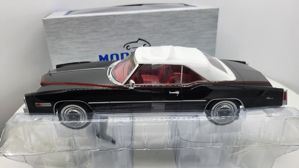 MCG - Cadillac Eldorado Convertible - Zwart - 1976 - 1:18