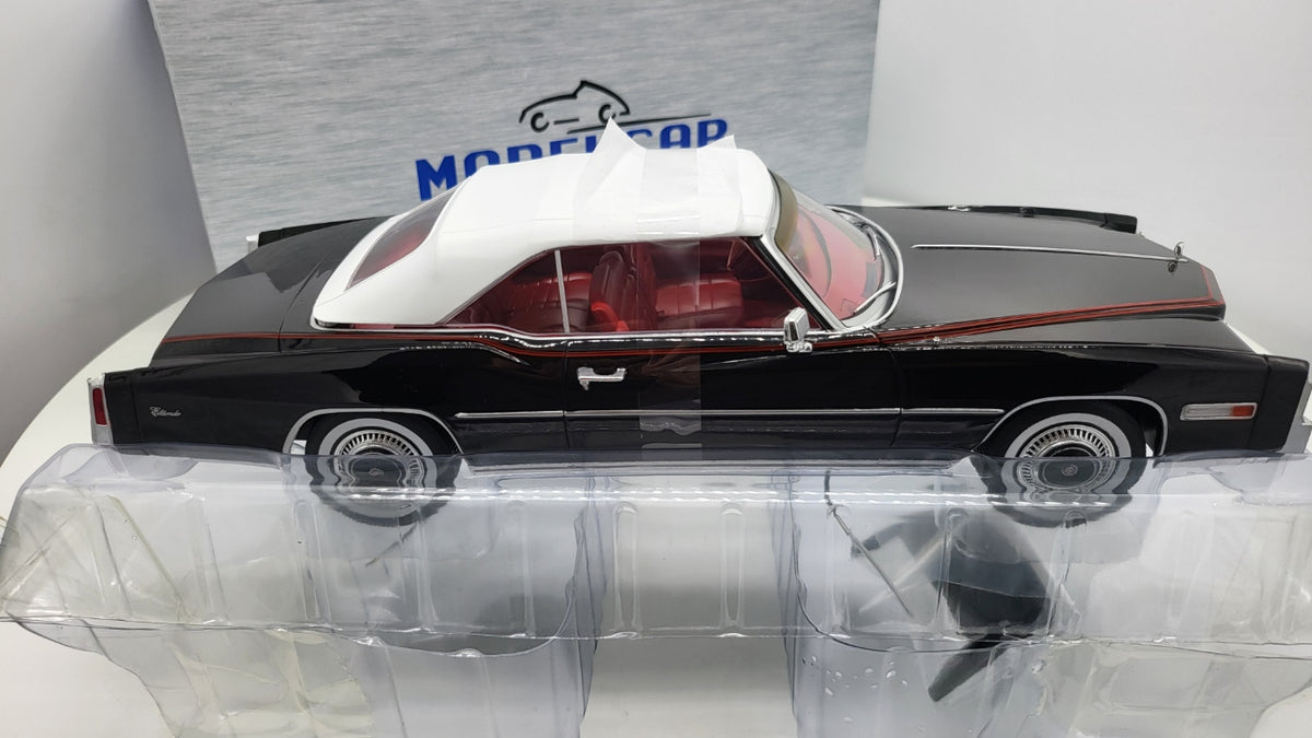 MCG - Cadillac Eldorado Convertible - Zwart - 1976 - 1:18
