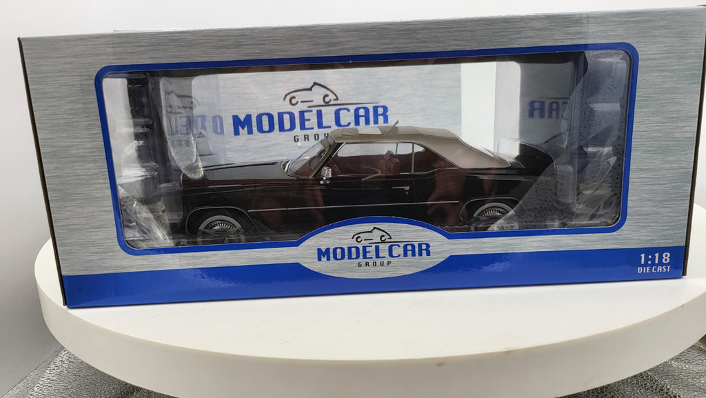 MCG - Cadillac Eldorado Convertible - Zwart - 1976 - 1:18