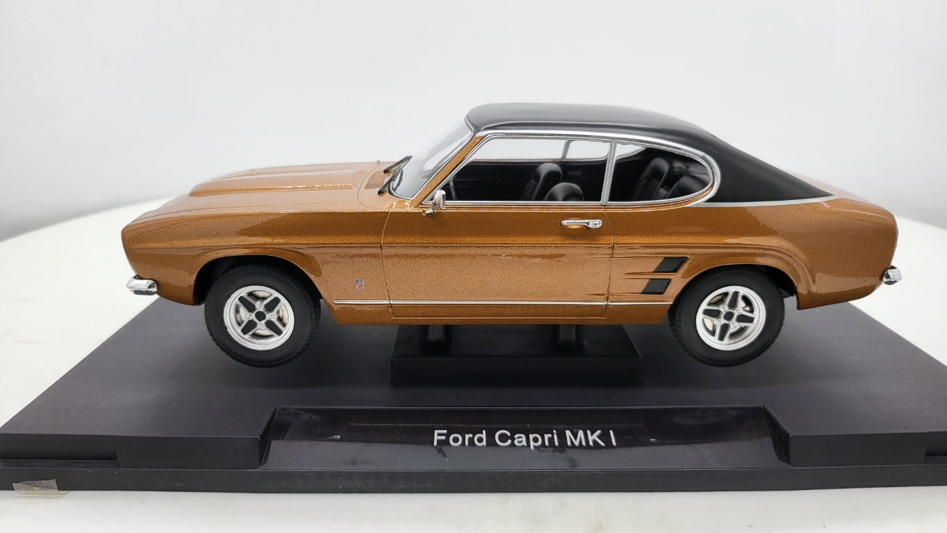 MCG: Ford Capri MK I GXL Bruin/Zwart (1973) - Schaal 1:18
