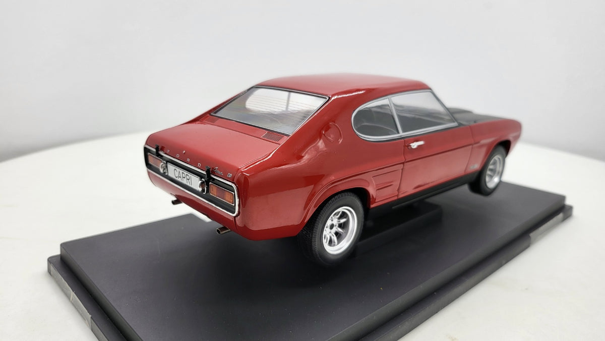 MCG Ford Capri MK I RS 2600 Rood 1970 - Schaal 1:18