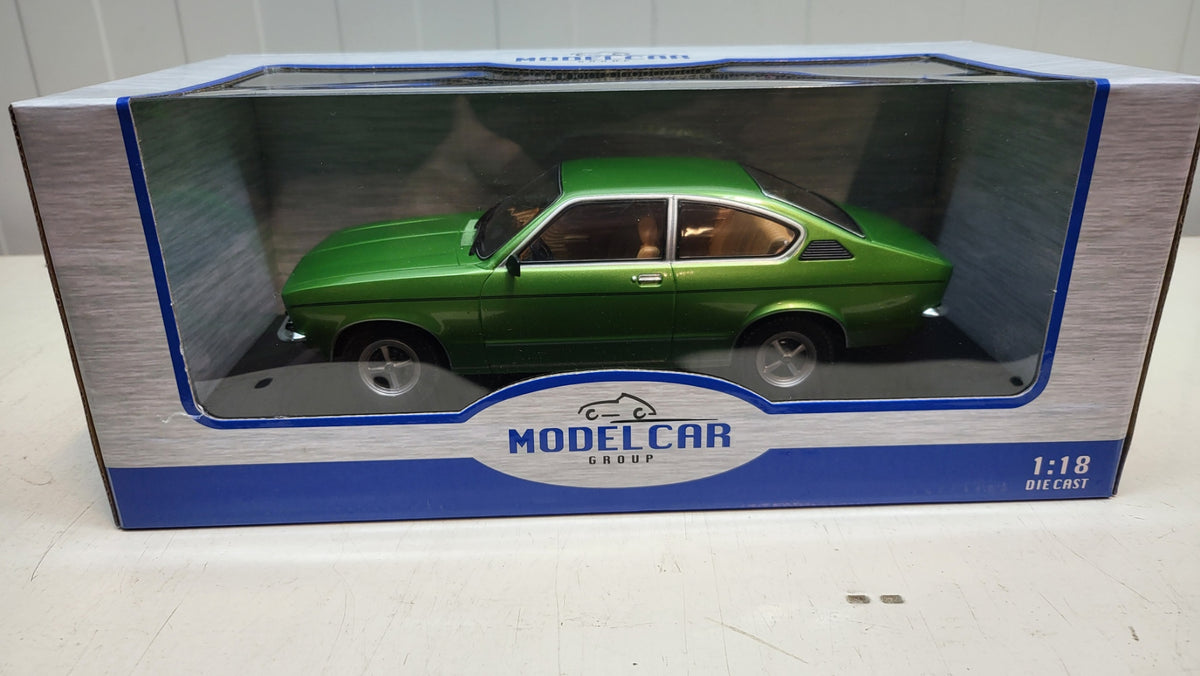 MCG Opel Kadett C Coupe Groen 1975 - Schaal 1:18