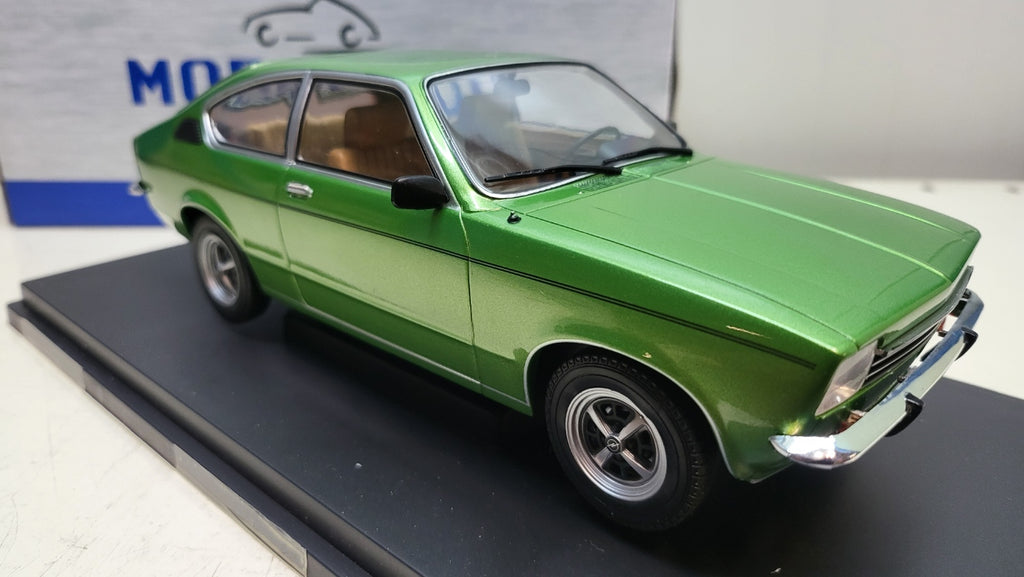MCG Opel Kadett C Coupe Groen 1975 - Schaal 1:18