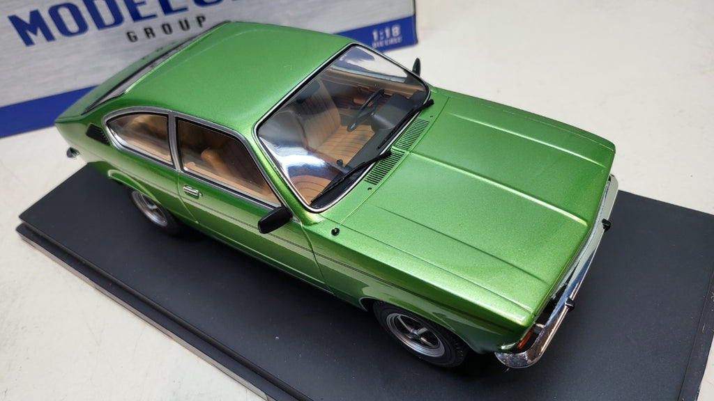MCG Opel Kadett C Coupe Groen 1975 - Schaal 1:18