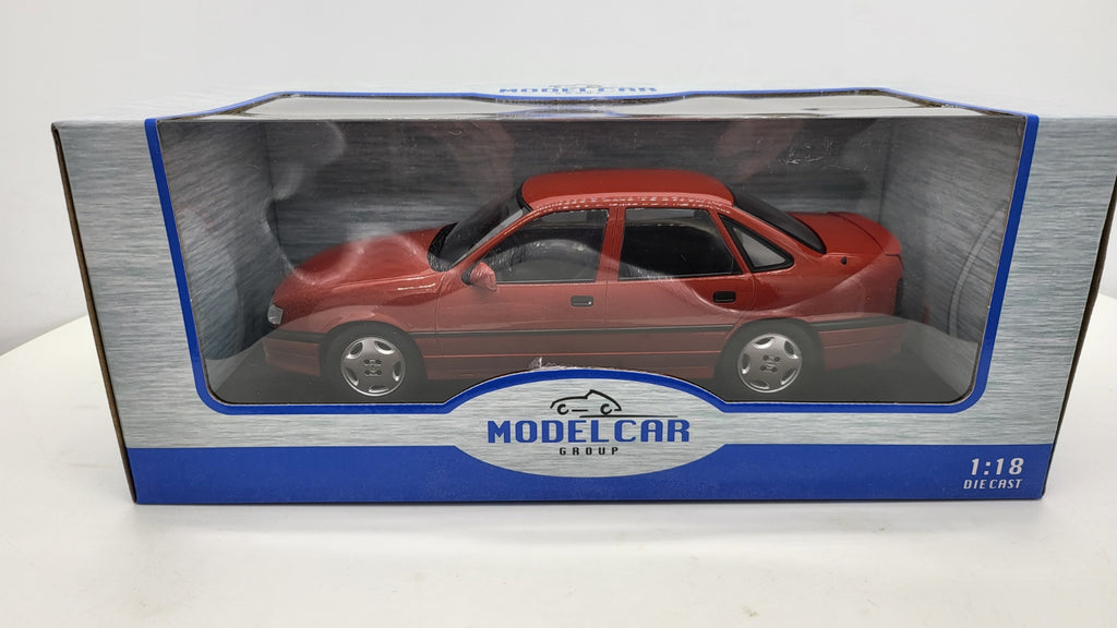 MCG: Opel Vectra A 2000 Bordeaux Rood Metallic (1990) - Schaal 1:18