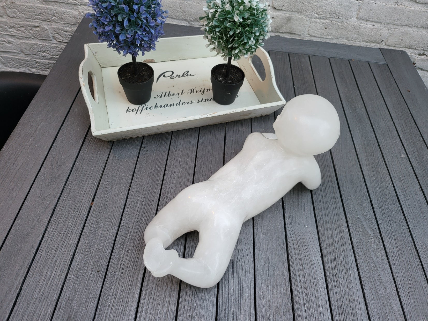 Albast Kunstwerk Kruipende baby