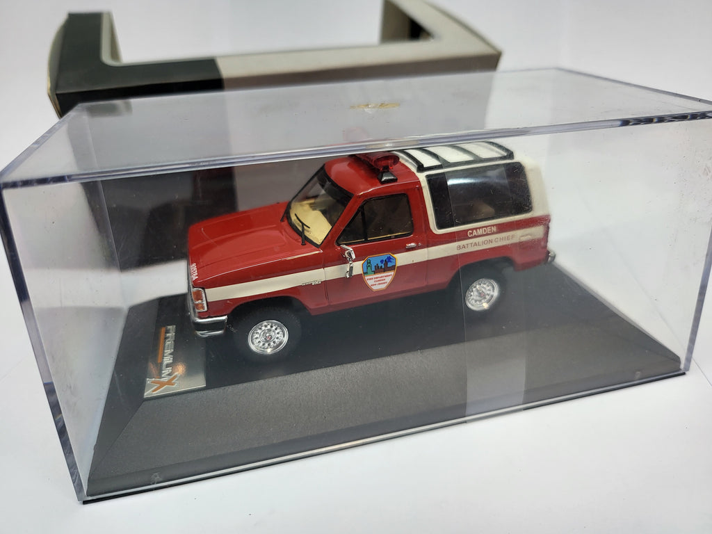 PremiumX Ford Bronco II  "Fire Department Camden - New Jersey" 1990 - Schaal 1:43 - Limited Edition