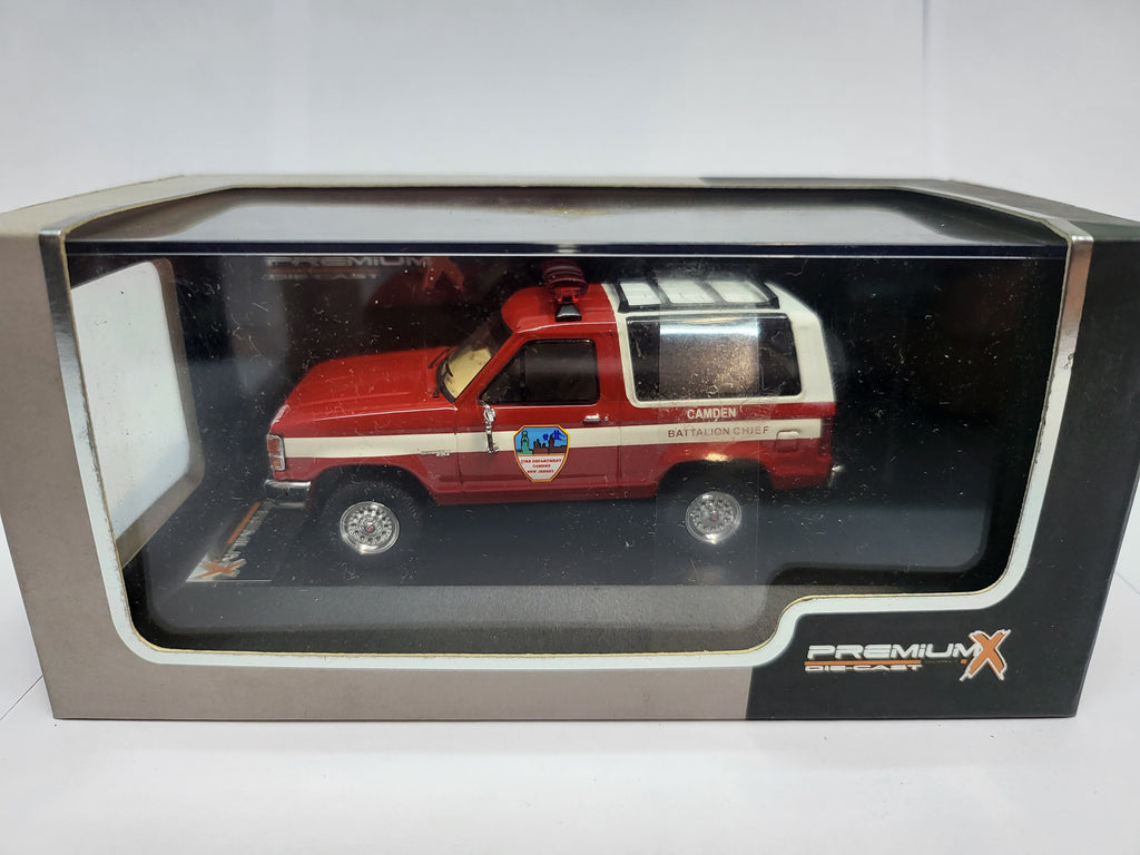 PremiumX Ford Bronco II  "Fire Department Camden - New Jersey" 1990 - Schaal 1:43 - Limited Edition