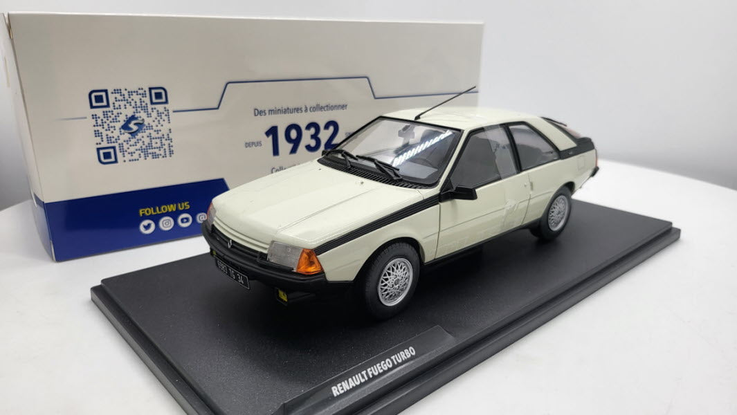 Solido: Renault Fuego Turbo Wit/Panda (1985) - Schaal 1:18