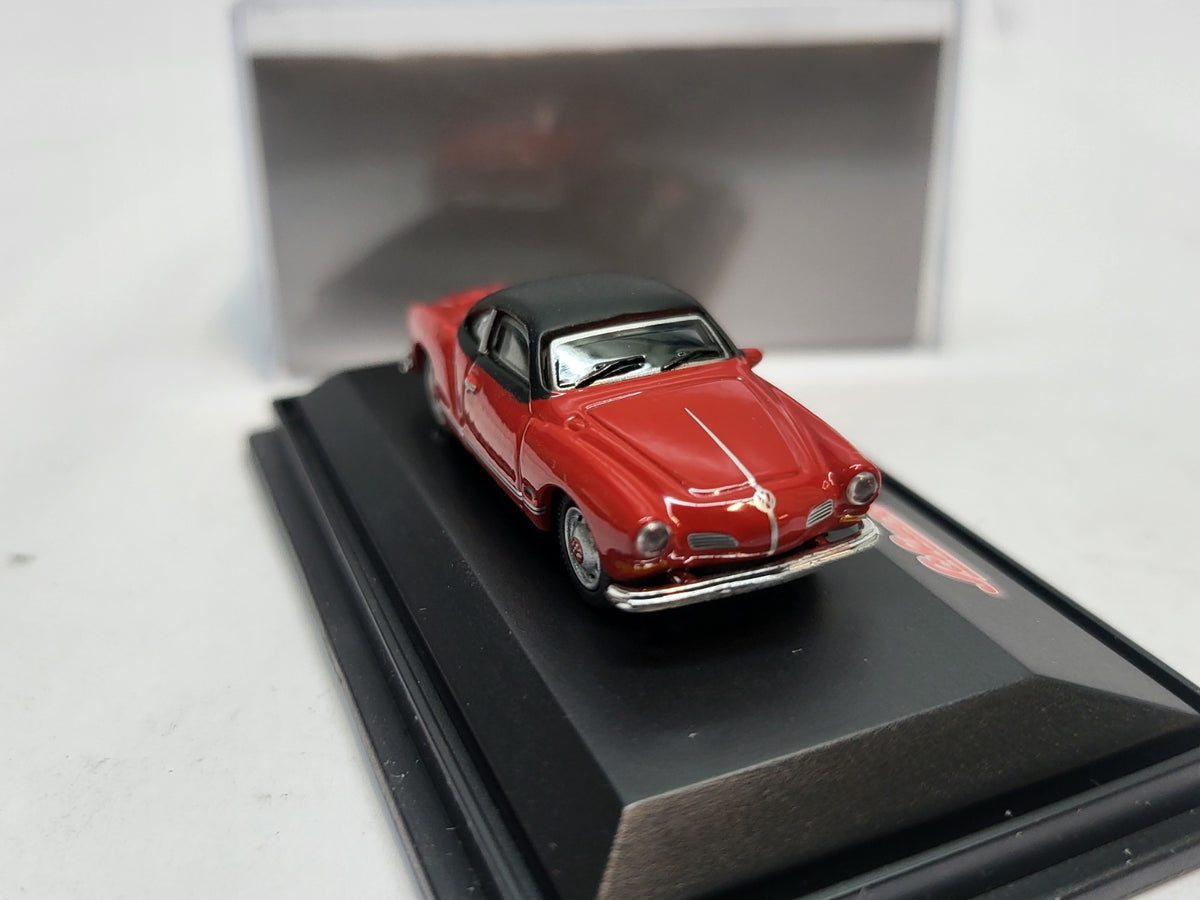 Volkswagen Karmann Ghia Coupé Rood/Zwart - Schuco 1:87