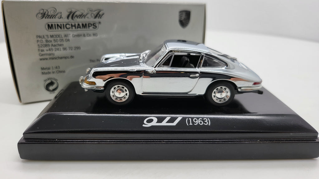 Minichamps Porsche 911 - 1963 - Chrome - 1:43