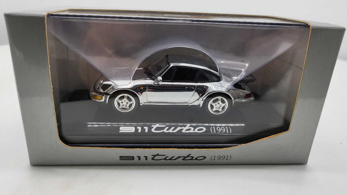 Minichamps Porsche 911 - 1974 - Chrome - 1:43 - Limited Edition