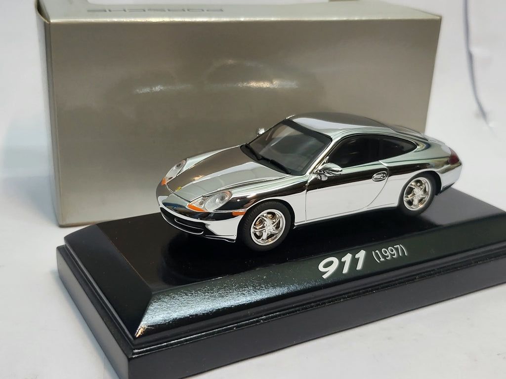 Minichamps Porsche 911 1997 Chroom 40 Jaar 911 - 1:43