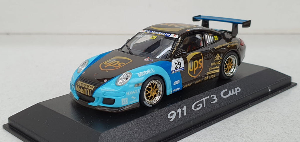 Minichamps Porsche 911 GT3 Cup #29 L.D. Arnold - Schaal 1:43