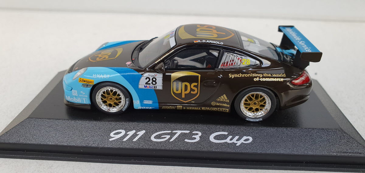 Minichamps Porsche 911 GT3 Cup L.D. Arnold - Schaal 1:43