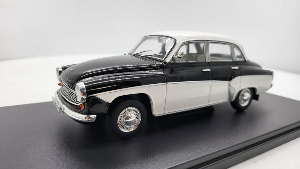 Whitebox Wartburg 312 Zwart-Wit 1956 - Schaal 1:24
