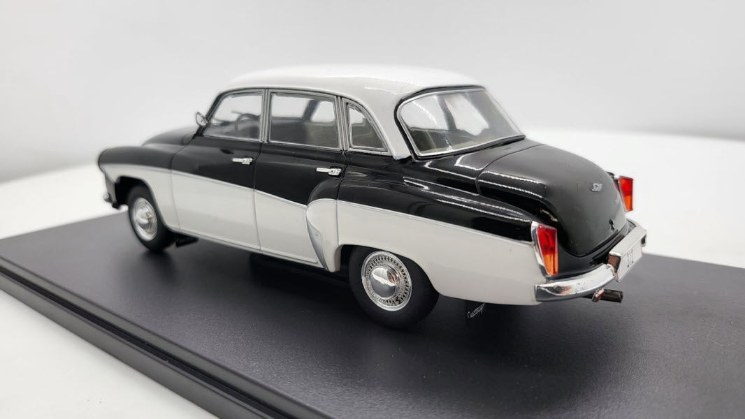 Whitebox Wartburg 312 Zwart-Wit 1956 - Schaal 1:24