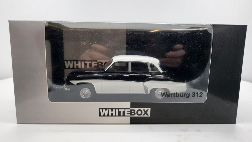 Whitebox Wartburg 312 Zwart-Wit 1956 - Schaal 1:24