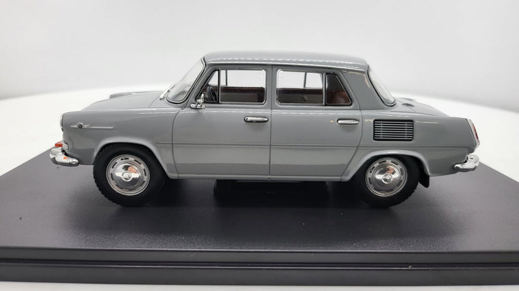 Whitebox Skoda 1000 MB Grijs 1964 - Schaal 1:24