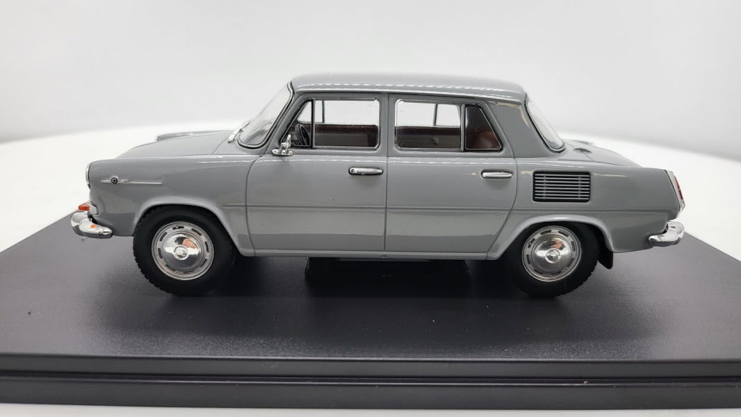 Whitebox Skoda 1000 MB Grijs 1964 - Schaal 1:24