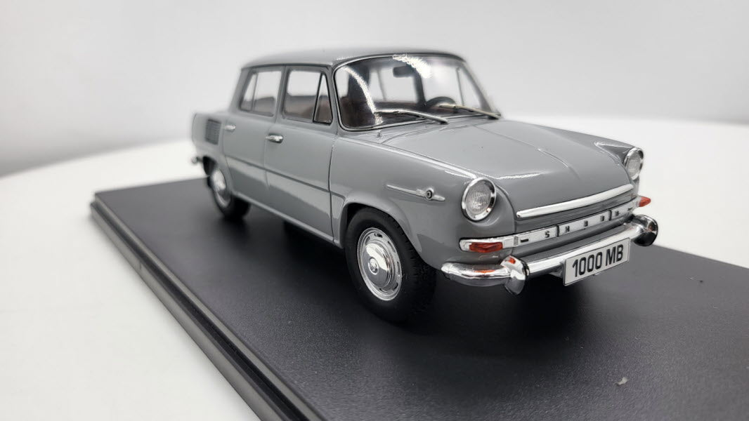 Whitebox Skoda 1000 MB Grijs 1964 - Schaal 1:24