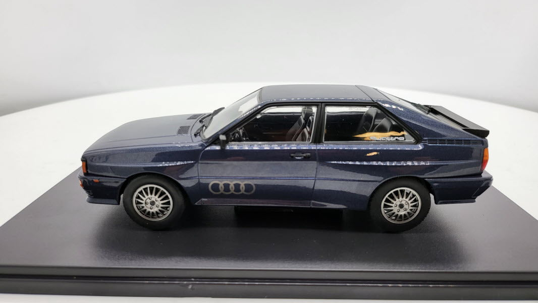 Whitebox Audi Quattro Coupé B2 Blauw - Schaal 1:24