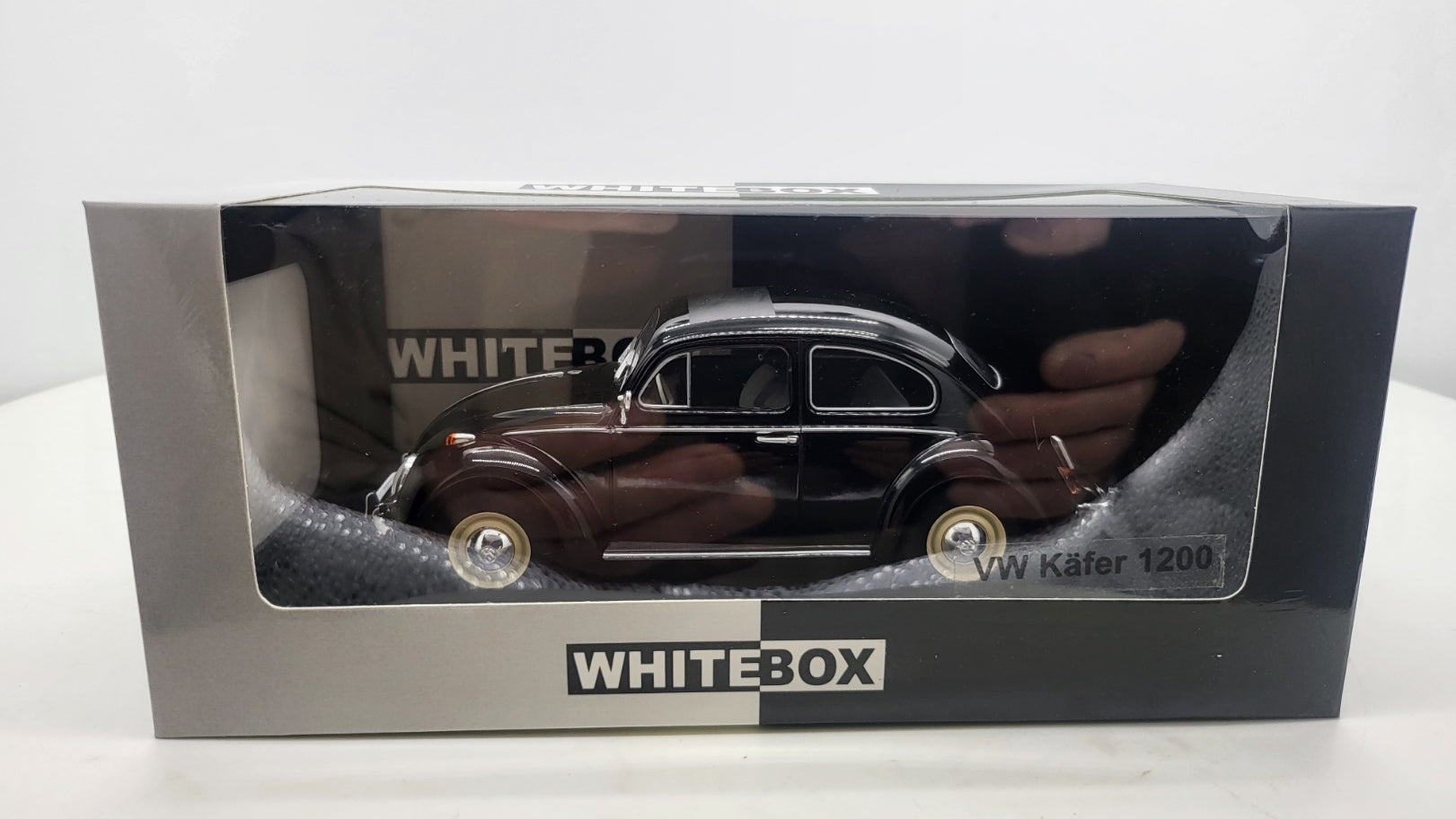 Whitebox Volkswagen Kever 1200 Zwart 1960 - Schaal 1:24