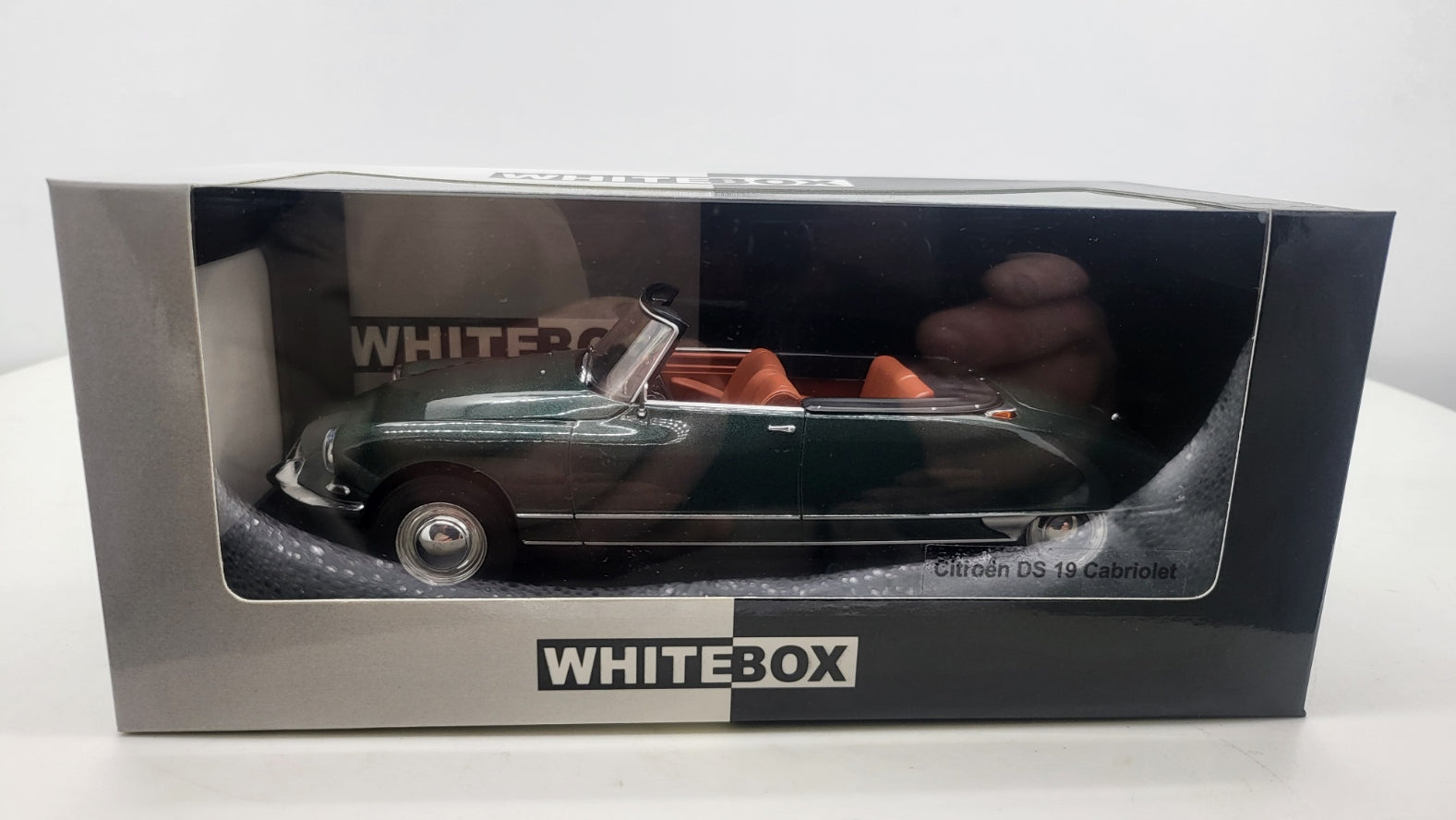 Whitebox Citroën DS 19 Cabriolet Donkergroen 1963 - Schaal 1:24