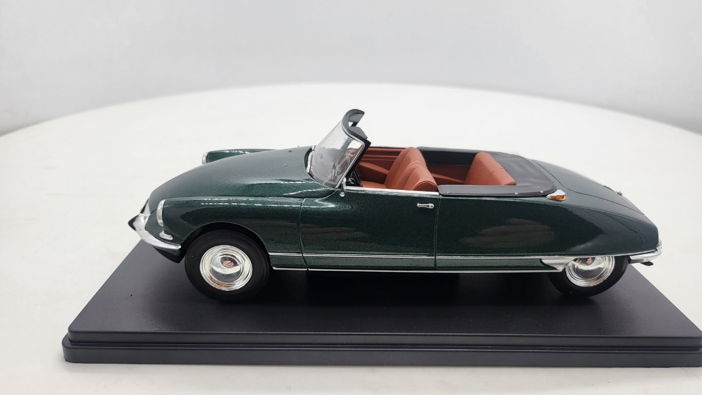 Whitebox Citroën DS 19 Cabriolet Donkergroen 1963 - Schaal 1:24