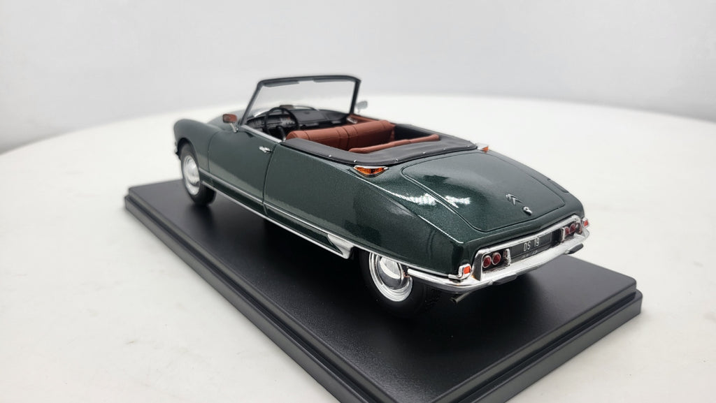 Whitebox Citroën DS 19 Cabriolet Donkergroen 1963 - Schaal 1:24