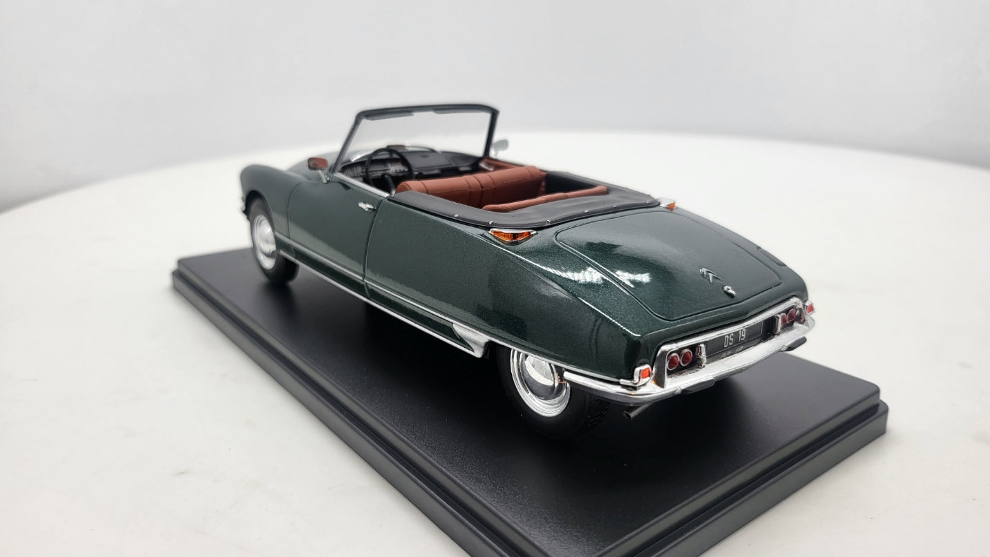 Whitebox Citroën DS 19 Cabriolet Donkergroen 1963 - Schaal 1:24