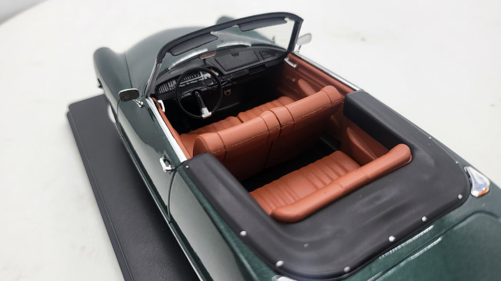 Whitebox Citroën DS 19 Cabriolet Donkergroen 1963 - Schaal 1:24