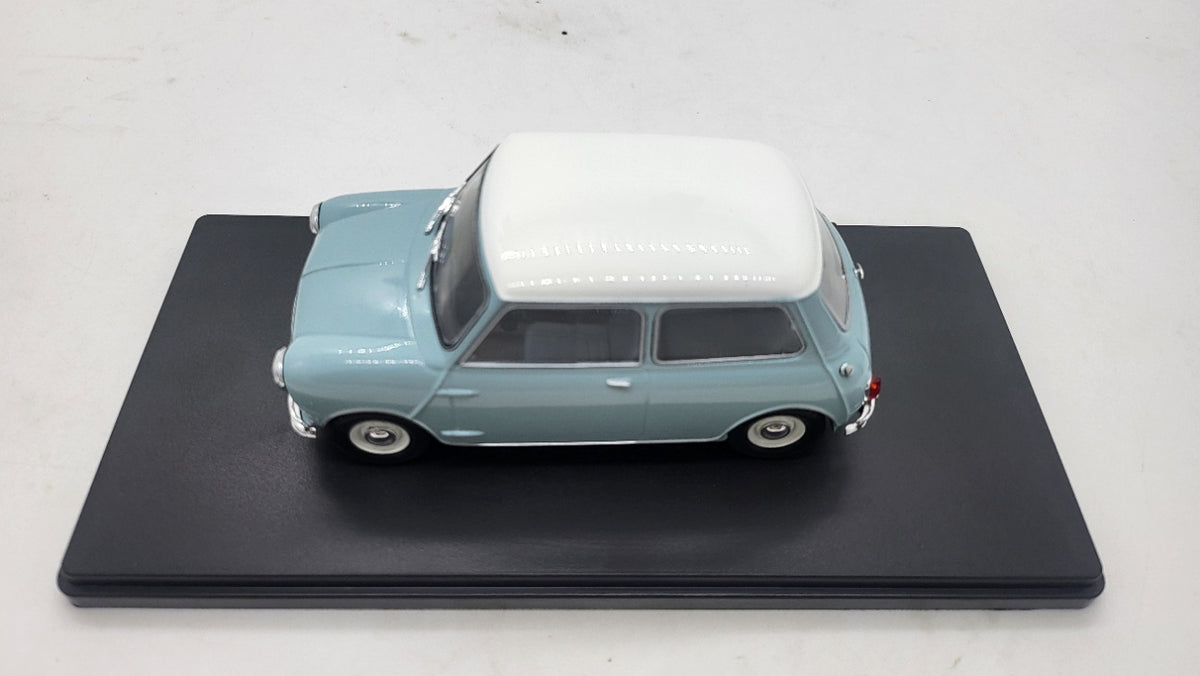 WhiteBox Austin Mini Cooper S Lichtblauw met Wit Dak - Schaal 1:24