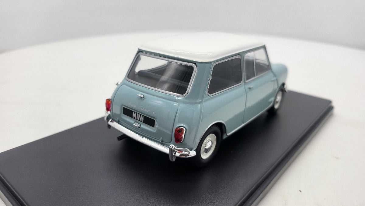 WhiteBox Austin Mini Cooper S Lichtblauw met Wit Dak - Schaal 1:24